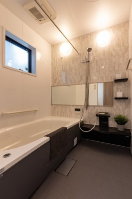 【浴室】 | 大阪市都島区都島本通3丁目　新築戸建て♪ | 【施工例写真】浴室♪
浴室は16×20の広々タイプ♪