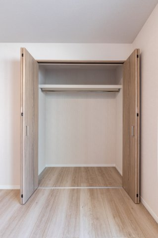 【収納】 | 大阪市都島区都島本通3丁目　新築戸建て♪ | 【施工例写真】収納♪
全居室収納付きなのでお部屋がスッキリ広々！