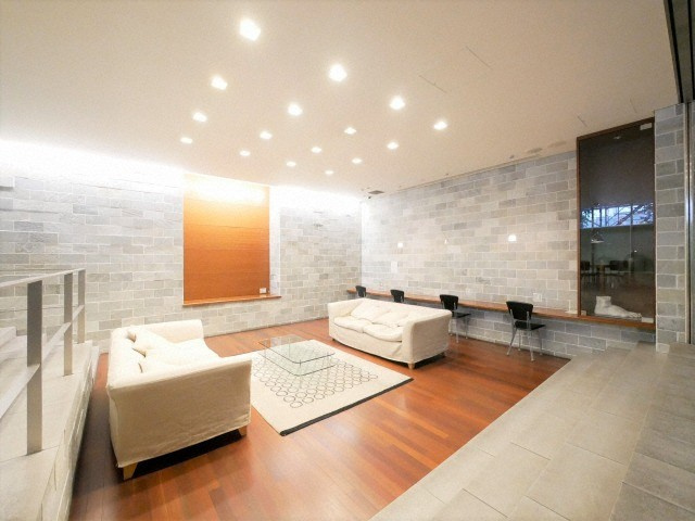 アーバネックス北浜のロビー