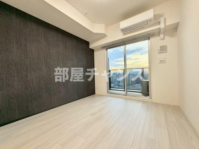 ディアレイシャス浅間町ステーションフロントの居間・リビング