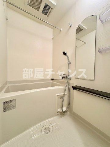 ディアレイシャス浅間町ステーションフロントの浴室