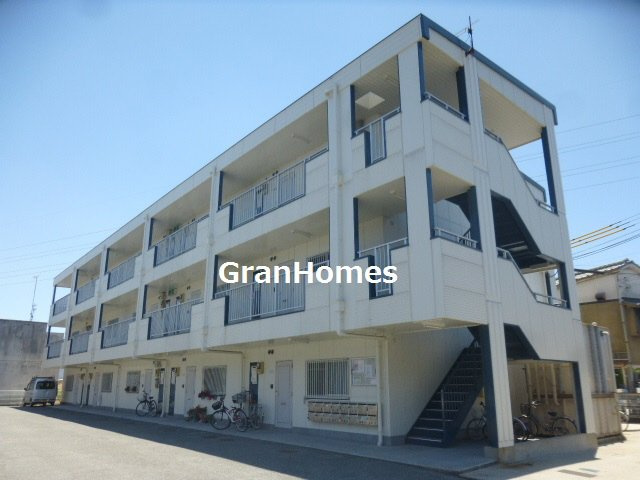 ニュ－マリッチ加古の外観