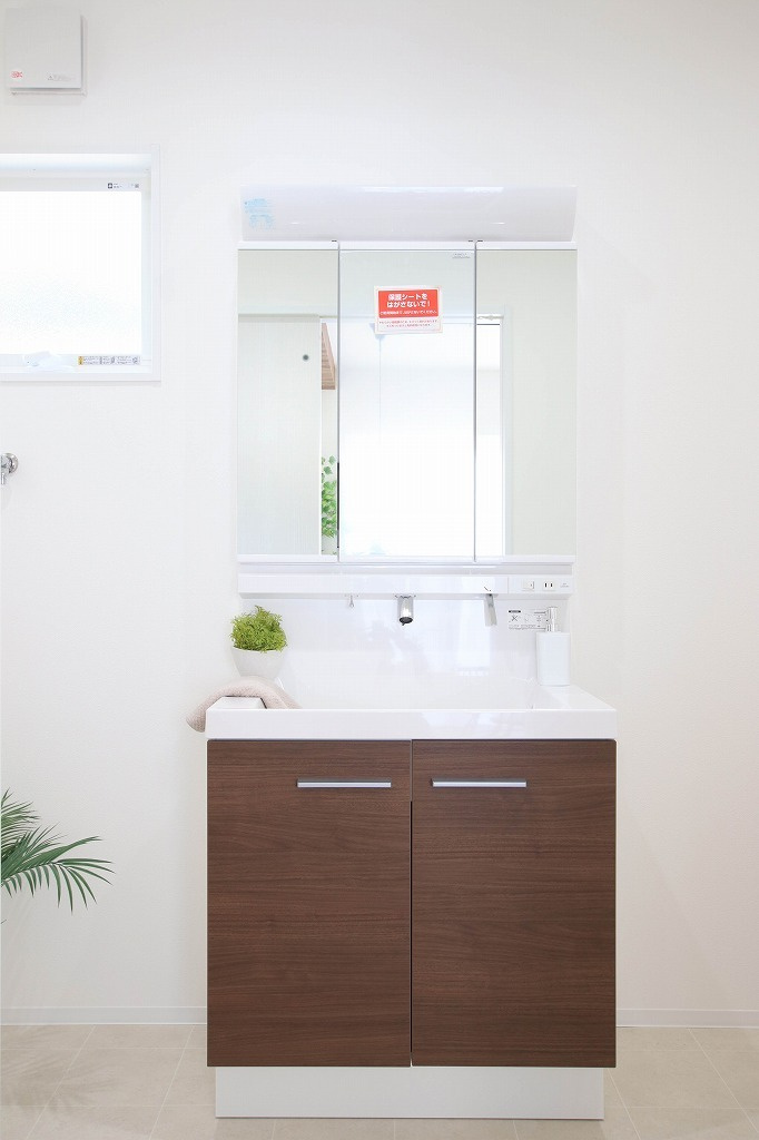 廿日市市宮内　新築一戸建ての独立洗面台