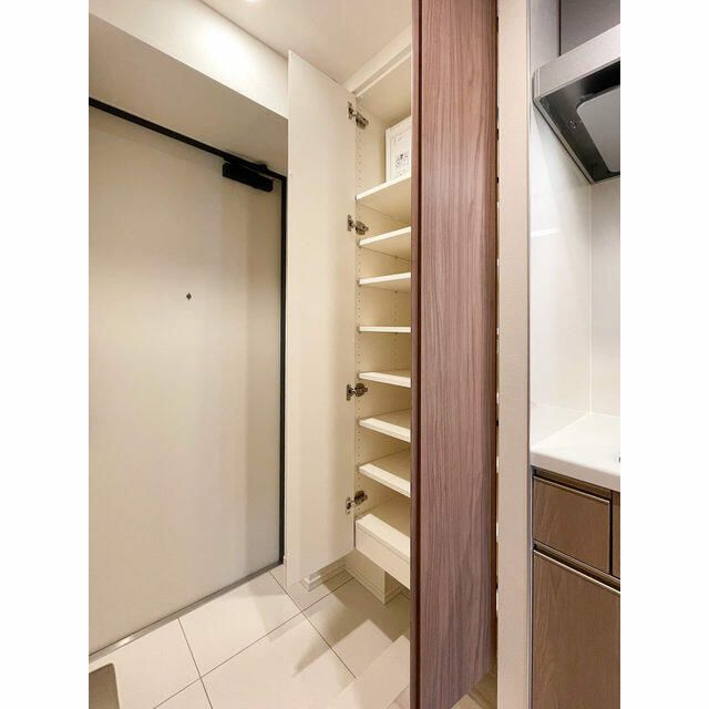 ラティエラ両国のその他