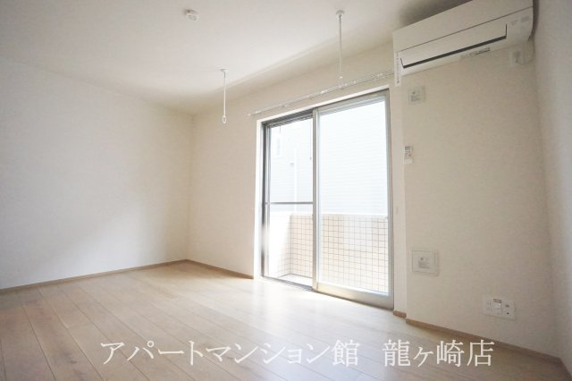 grand-jete(グランジュテ）の居間・リビング