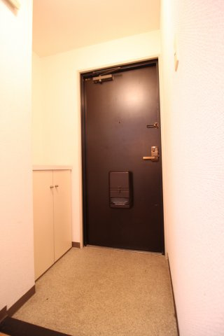 ビーフェリスの玄関