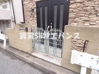 【エントランス】 | 三代川様戸建貸家