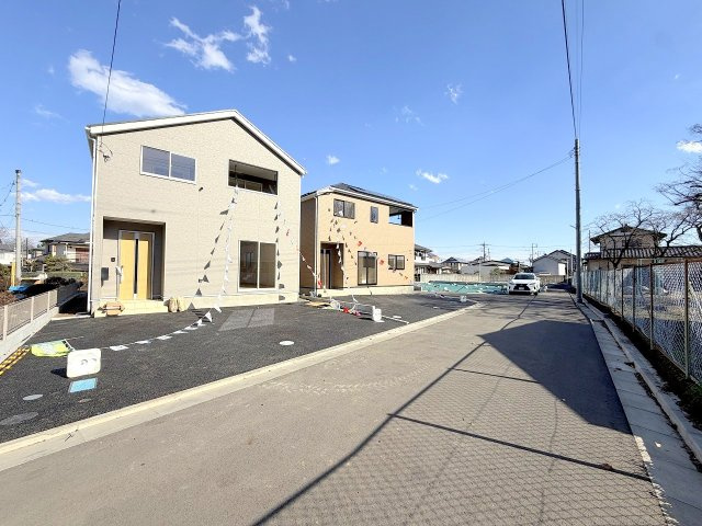 昭島市拝島町3丁目全３棟　新築分譲の前面道路含む現地写真