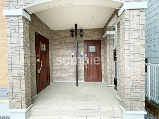 ルミエールのエントランス|エントランスです。