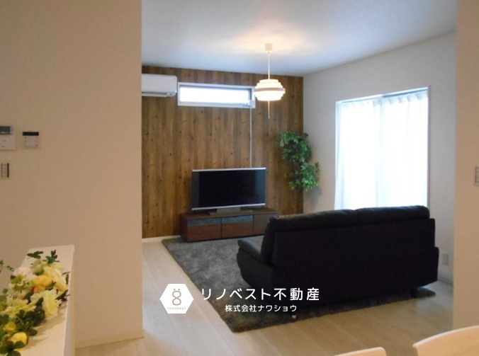 東大阪市中石切町2丁目の居間・リビング|家族団らんに非常に良い空間です。広すぎず狭すぎないLDKで家族の仲が深まります♪