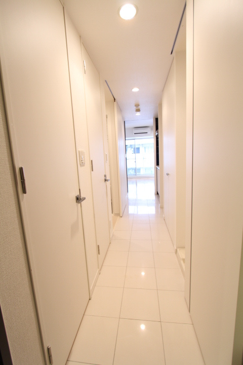 プライムアーバン目黒大橋ヒルズ　礼金0　宅配BOX　浴室乾燥の玄関