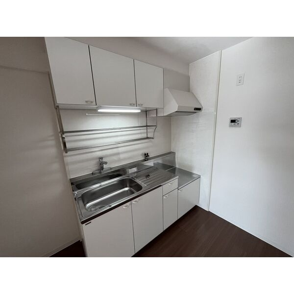 サーティ西尾のキッチン