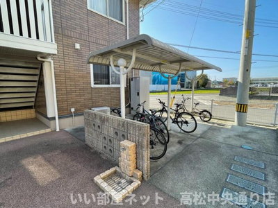 【その他共用部分】 | ロイヤルパークス林町 D棟 | 駐輪場