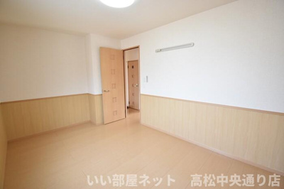 【洋室】 | ロイヤルパークス林町 D棟 | 洋室６．５帖