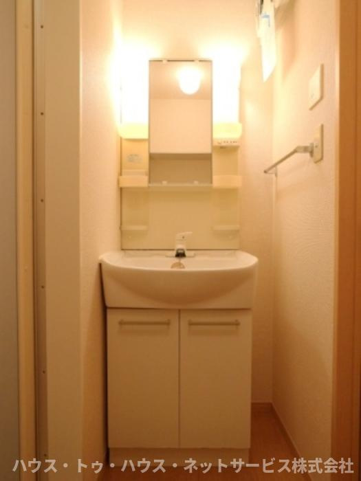 ルミエールＷの洗面所