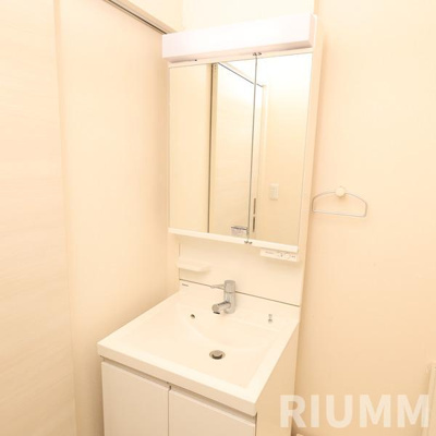 【独立洗面台】 | TRAUMHAUS