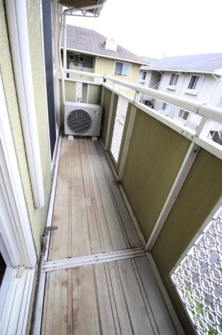 コスメティックスオオフク　H棟のバルコニー