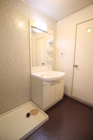 コスメティックスオオフク　H棟の洗面所