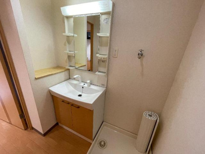 【独立洗面台】 | オレンジハイム水尻Ⅰ | 洗髪洗面化粧台