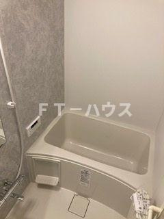 Likes飯山満町A棟の浴室