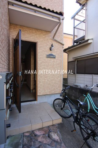 キャメル草加氷川町のエントランス