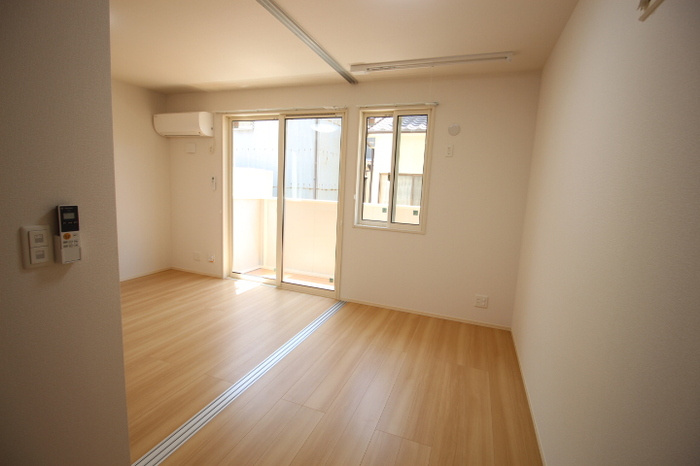 シャルールのその他