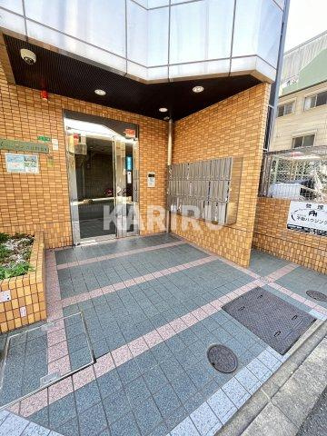 マンションスムスのエントランス