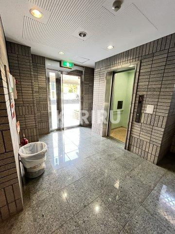 マンションスムスのロビー