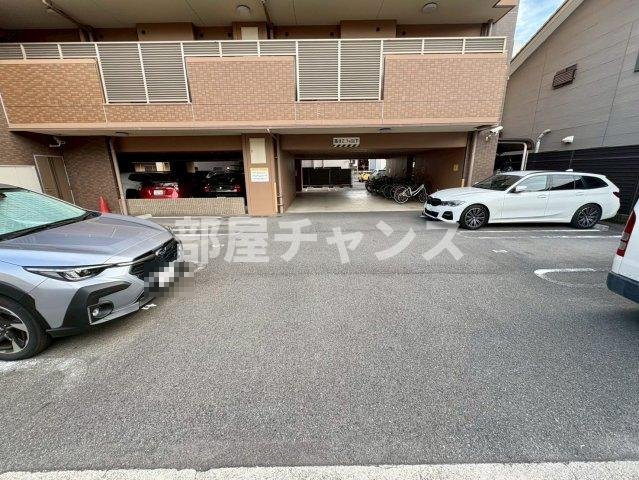 willDo太閤通の駐車場