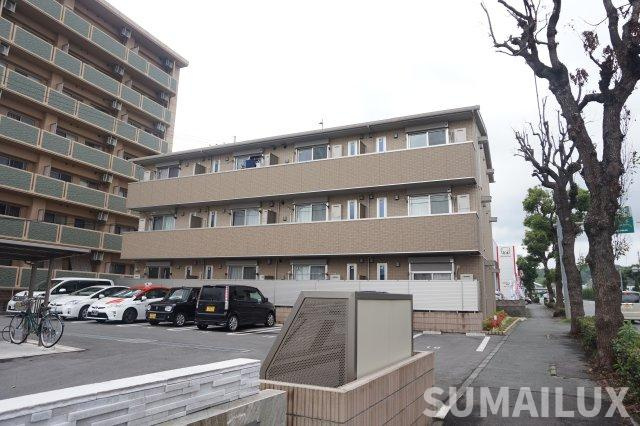 シェラール　インターの外観