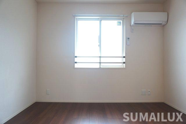 シェラール　インターの洋室