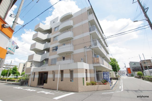 グランドアーバン　仲介手数料無料の外観