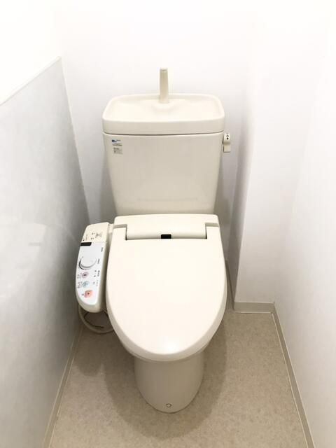 新宿ローヤルコーポのトイレ