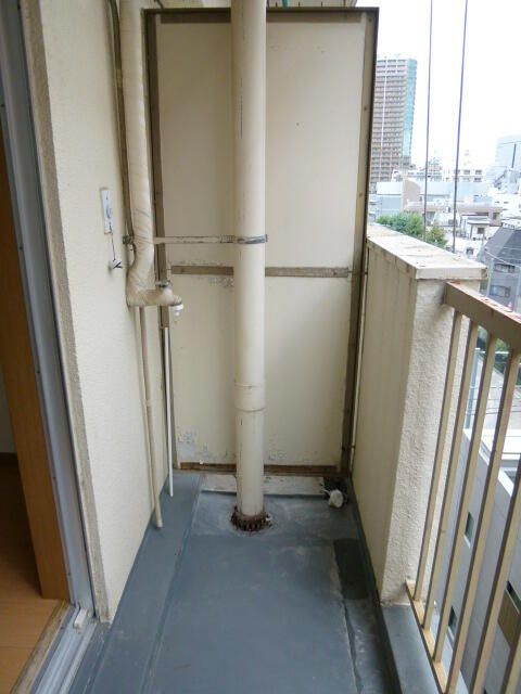 新宿ローヤルコーポのバルコニー