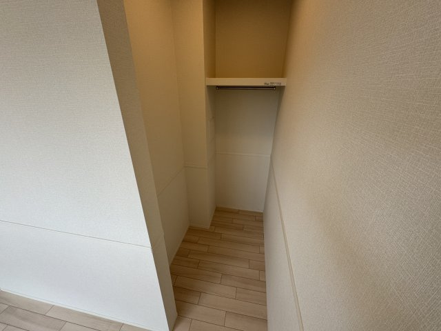 ソレイユ メイの収納|ウォークインクローゼット（洋室6帖）