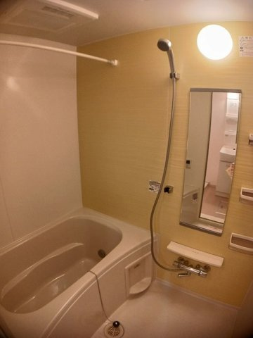 プラージュの浴室