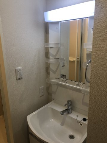 マーカンタイルの独立洗面台