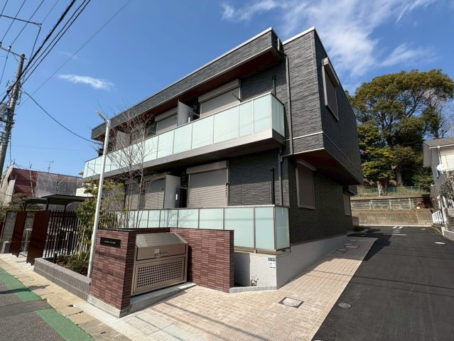 ルピナスコモド