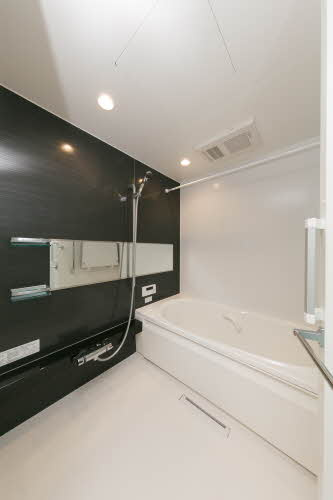 エスポワール鶴見の浴室