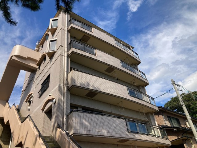 サンセットビーチマンションの外観