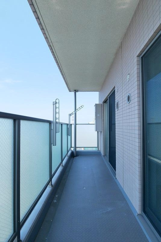 グラントレゾール浅草のバルコニー