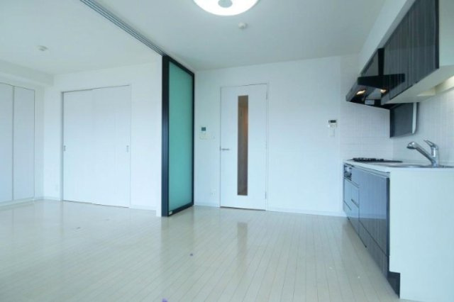 グラントレゾール浅草の居間・リビング