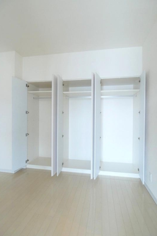 グラントレゾール浅草の居間・リビング