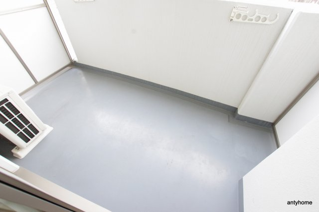 ルクレ新大阪レジデンス　仲介手数料無料のバルコニー