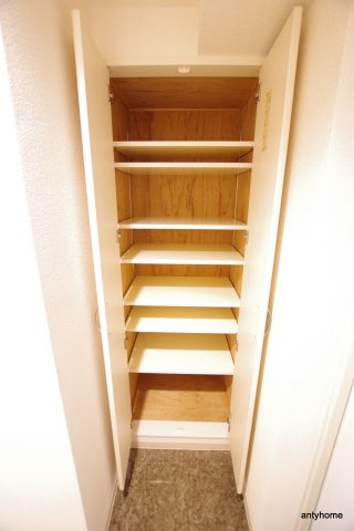 ルクレ新大阪レジデンス　仲介手数料無料の収納