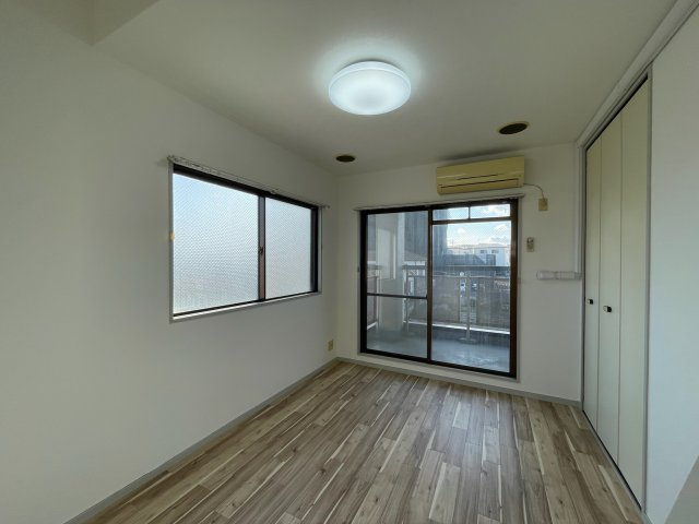 サニーグリーンの居間・リビング