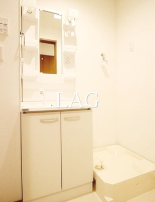 【洗面所】 | アムールシュシュ | 洗面台です。