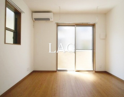 【居間・リビング】 | アムールシュシュ | 洋室のお部屋です。