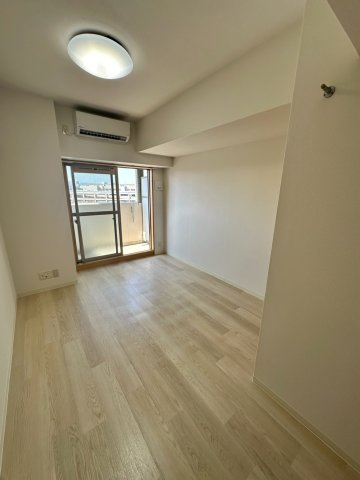 サムティ阿波座Lussoの居間・リビング