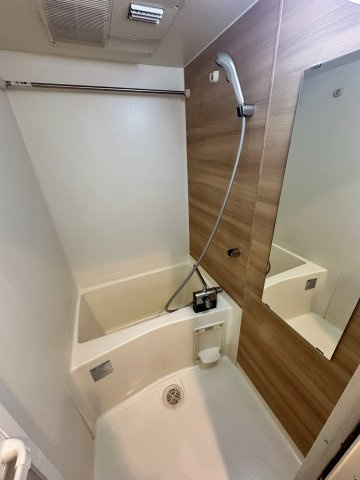 サムティ阿波座Lussoの浴室